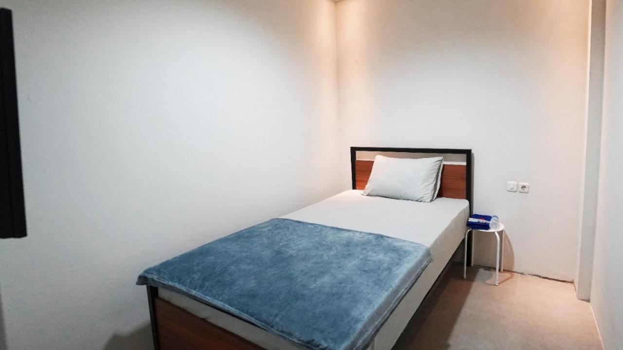 Hostel 18 Pasangan Butuh Surat Nikah Bandung Esterno foto